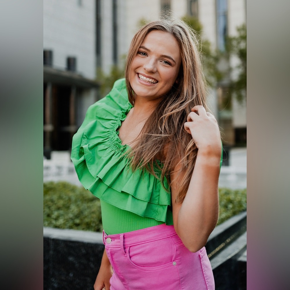 Meet your Posher, Cali